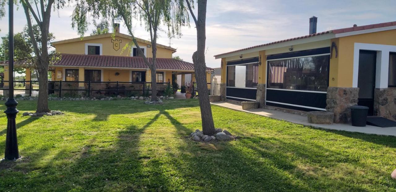 La Posada Hipica Rosalejo  ภายนอก รูปภาพ