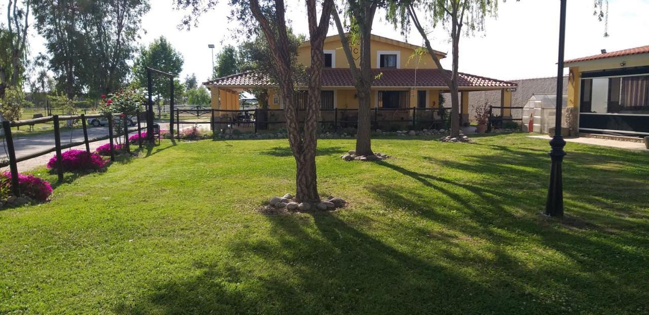 La Posada Hipica Rosalejo  ภายนอก รูปภาพ