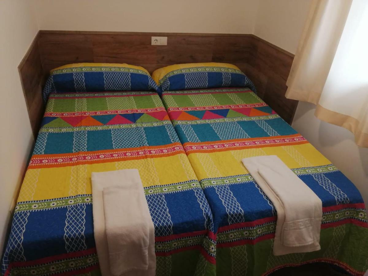 La Posada Hipica Rosalejo  ภายนอก รูปภาพ